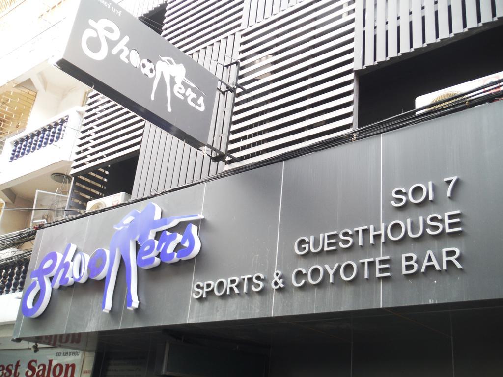 Shooters Guesthouse Патая Екстериор снимка